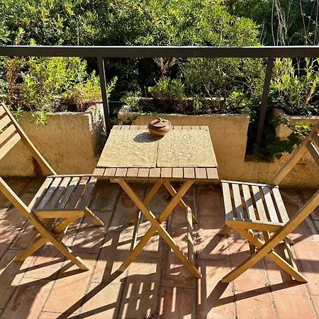 Philae T2 Jardin, Piscine, Daire Cassis